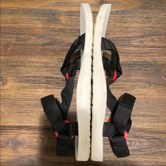 Teva Sandals - Picture 4 of 6